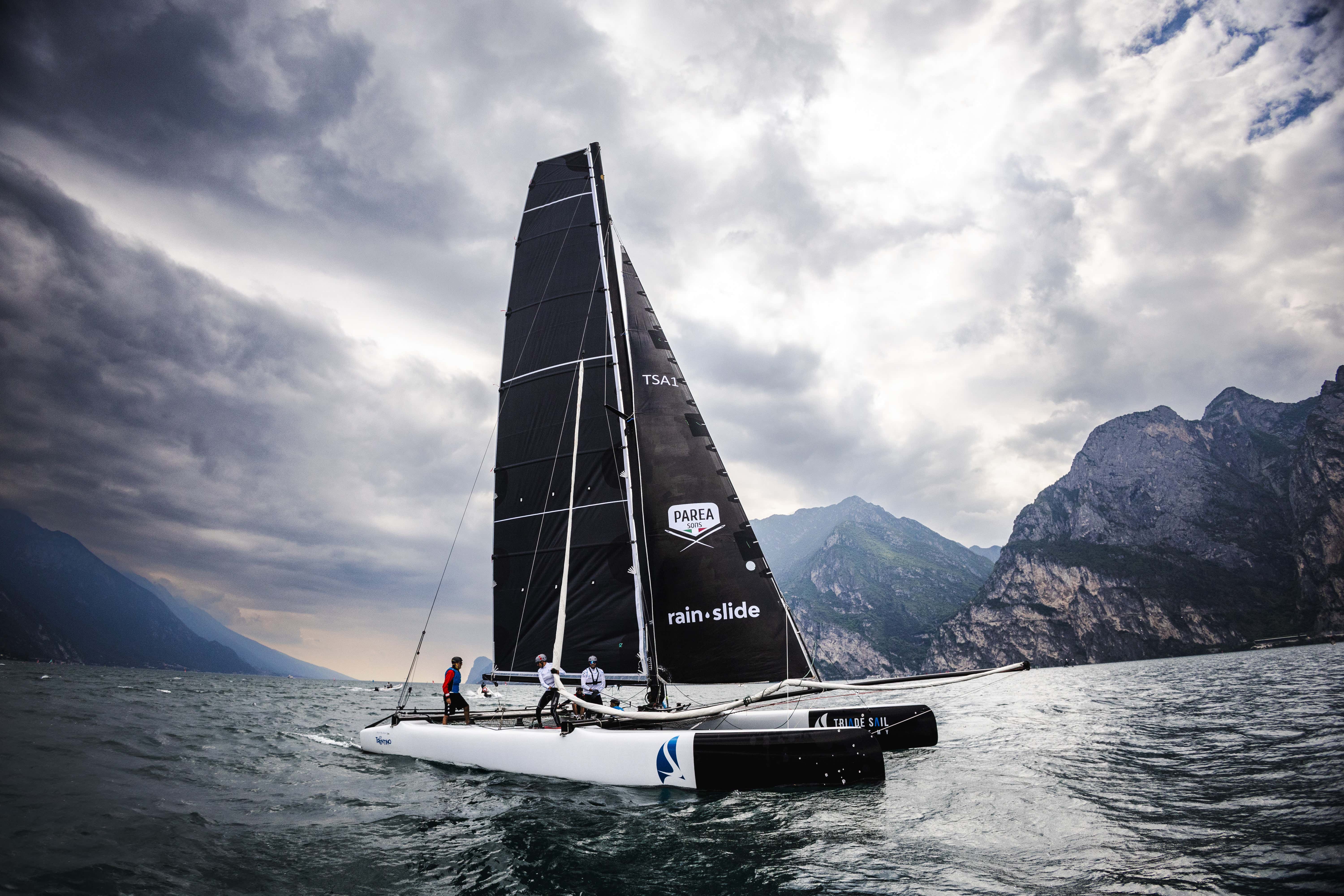 Veleggiata in catamarano Extreme 40 sul Lago di Garda Freedome