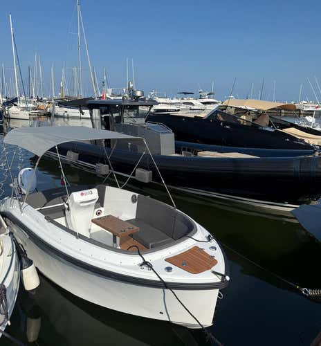 Noleggio barca a Viareggio -  6,35 m - 40 CV