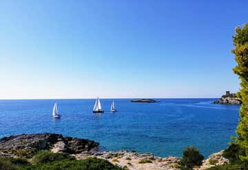 Giornata in barca a vela lungo le coste del Cilento