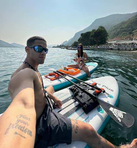 Tour in SUP sul Lago d'Iseo da Predore con aperitivo