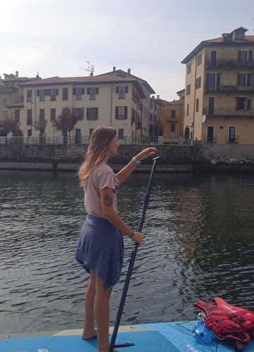 Escursione in SUP da Arona alla Rocca di Angera