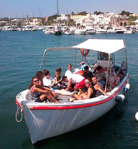 Tour in barca alle grotte di Leuca in Salento