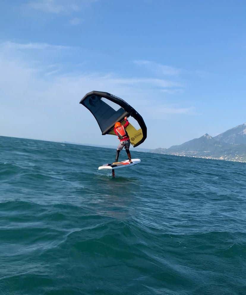 Lezione di wing foil sul Lago di Garda | Freedome
