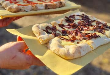 Ethical horse experience and vegetarian aperitif in Ostia