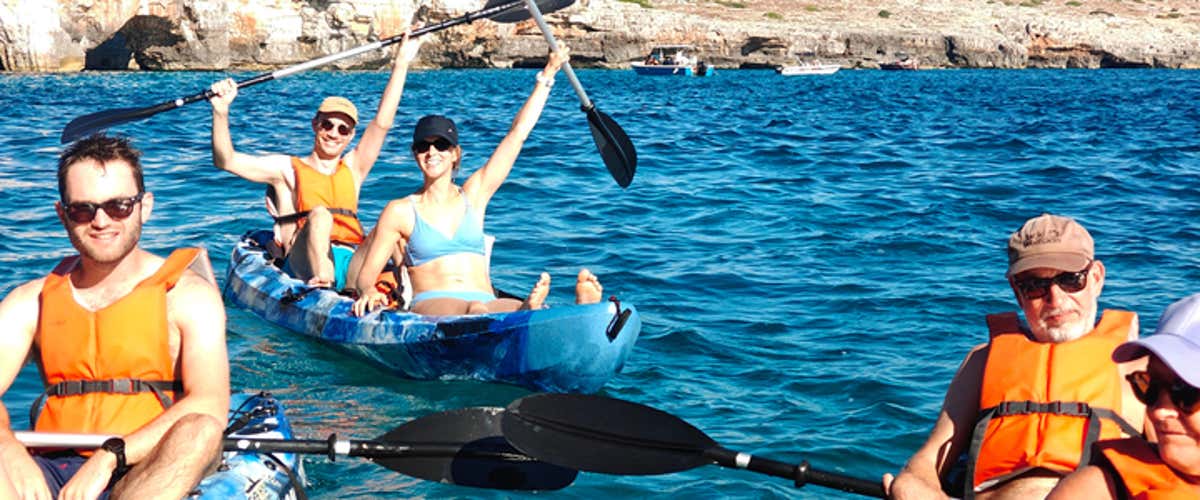 Tour in canoa alle grotte di Santa Maria di Leuca