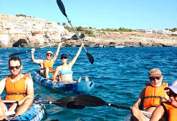 Tour in canoa alle grotte di Santa Maria di Leuca