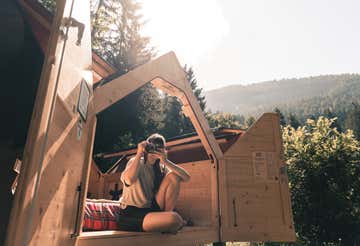 Notte in StarsBOX tra i boschi trentini in Val di Gresta