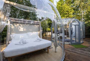 Notte in Bubble Room a Borgo Ticino sul Lago Maggiore