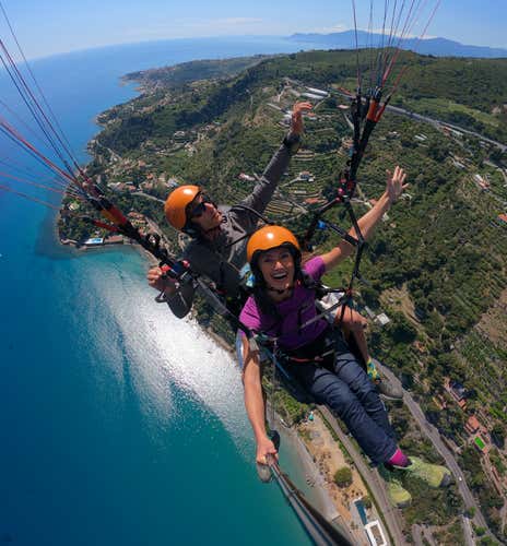 Volo in parapendio tandem in provincia di Imperia