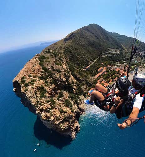 Tandem paragliding flight in Palermo