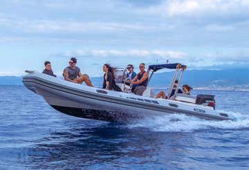 Tour in gommone di una giornata a Vulcano e Lipari con pranzo