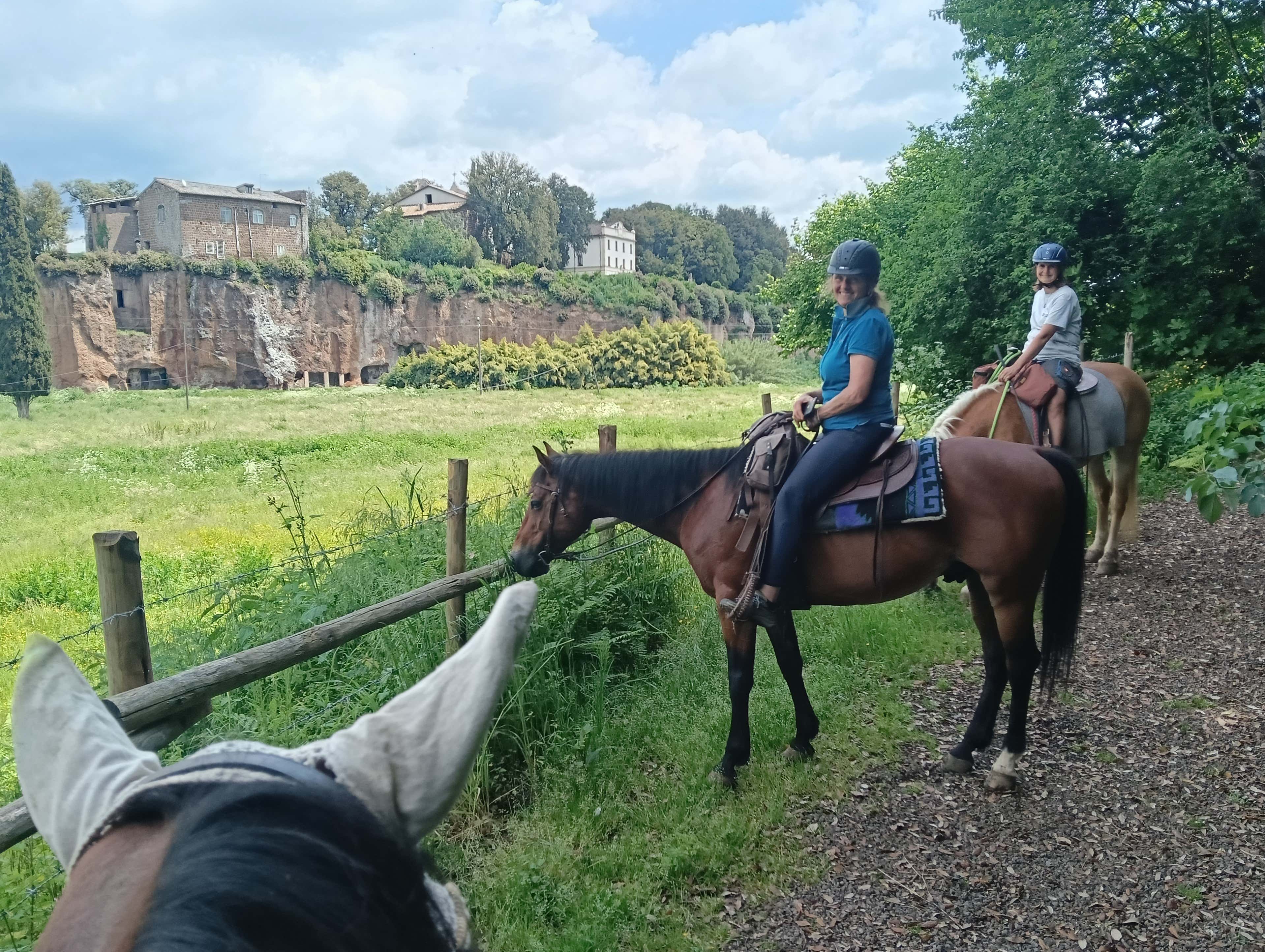 Passeggiata a cavallo sulle tracce degli Etruschi a Sutri