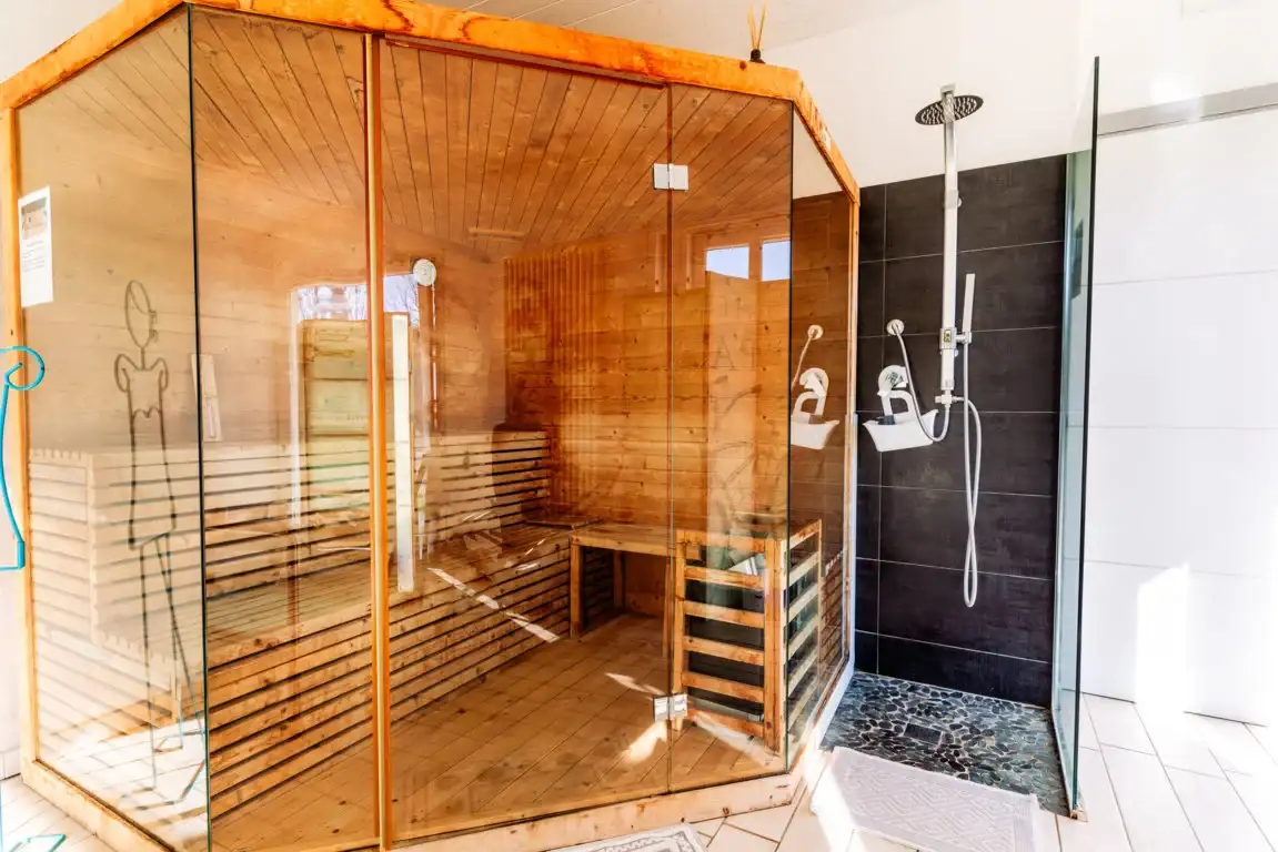 Esperienza benessere in spa privata a Ferrara