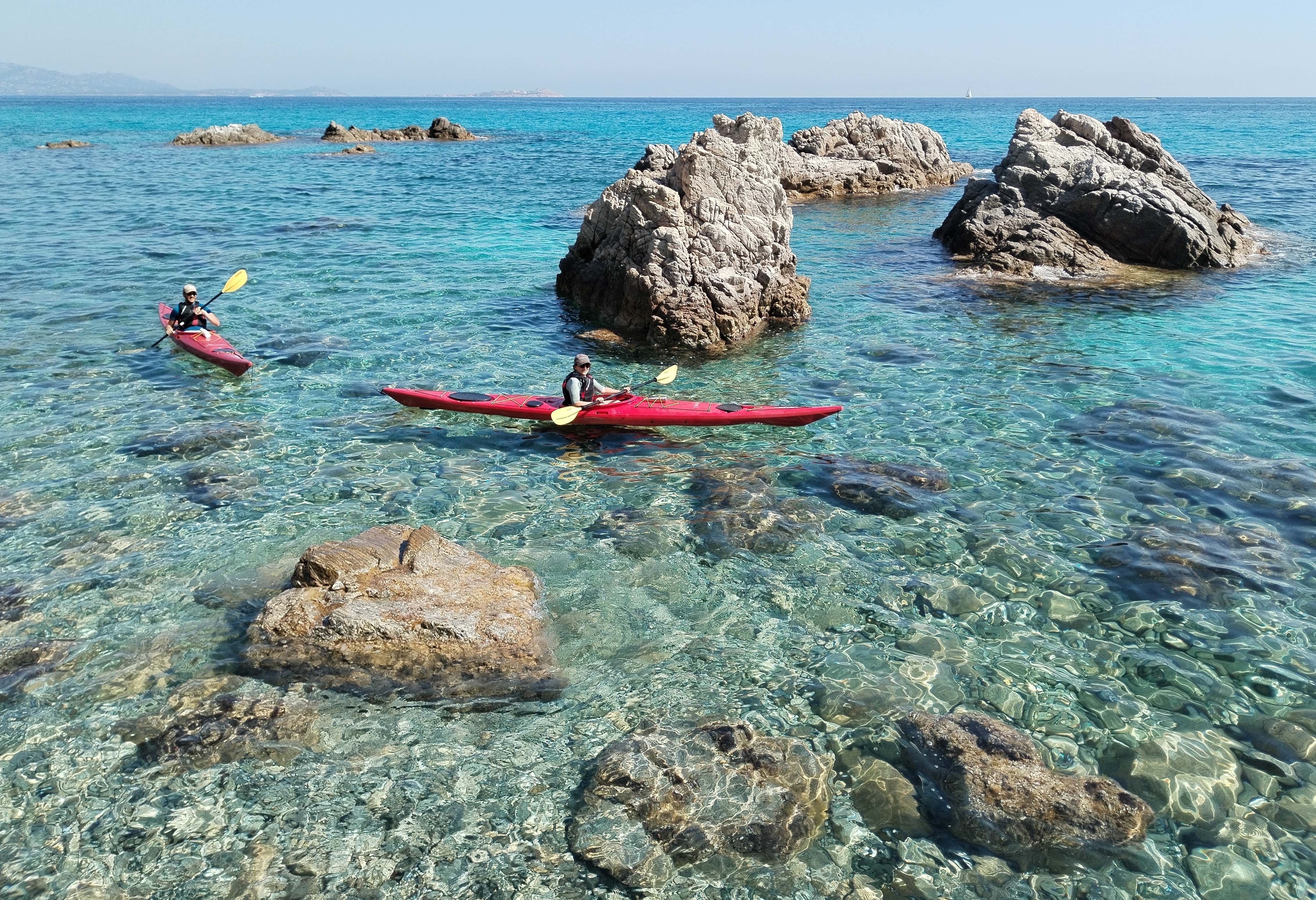 Tour in kayak di mezza giornata a Golfo Aranci