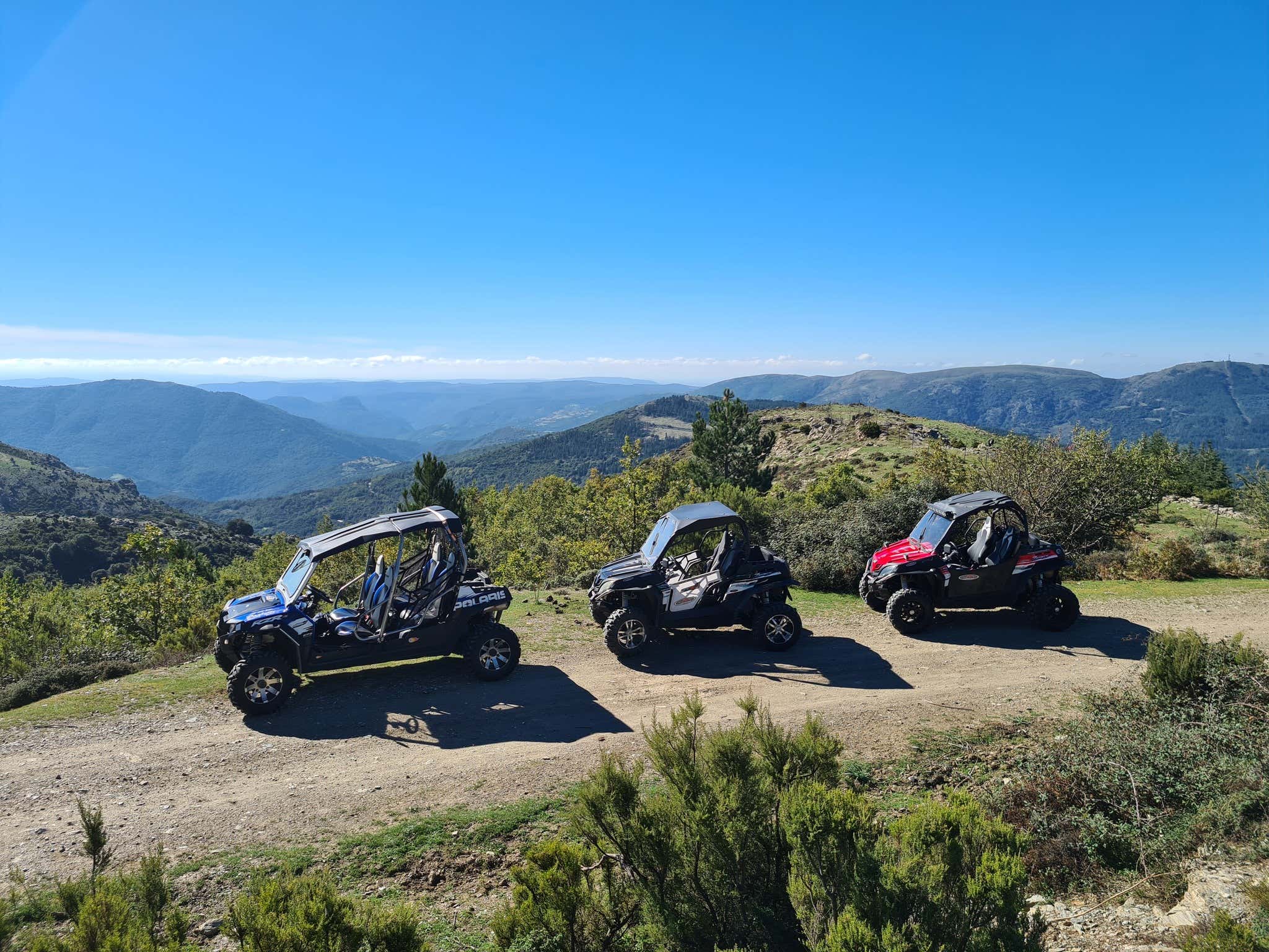 Dune buggy tour in Geldesi in the Sardinian hinterland