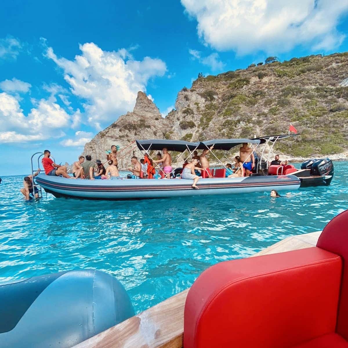 Tour in gommone e snorkeling a Capo Vaticano | Freedome