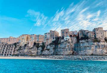 Tour in gommone e snorkeling a Capo Vaticano