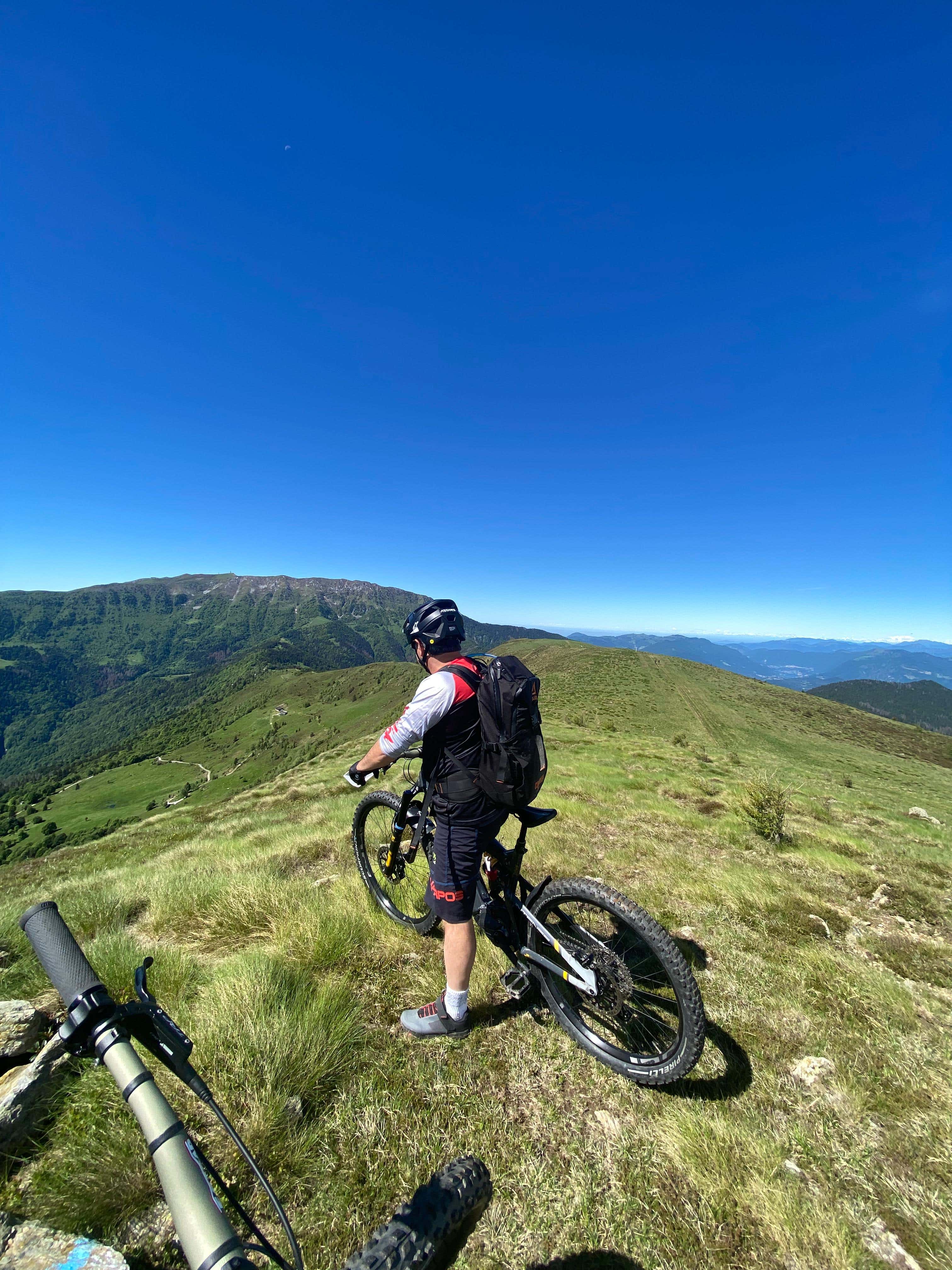 Tour in e-bike delle malghe di Montecampione con pranzo 