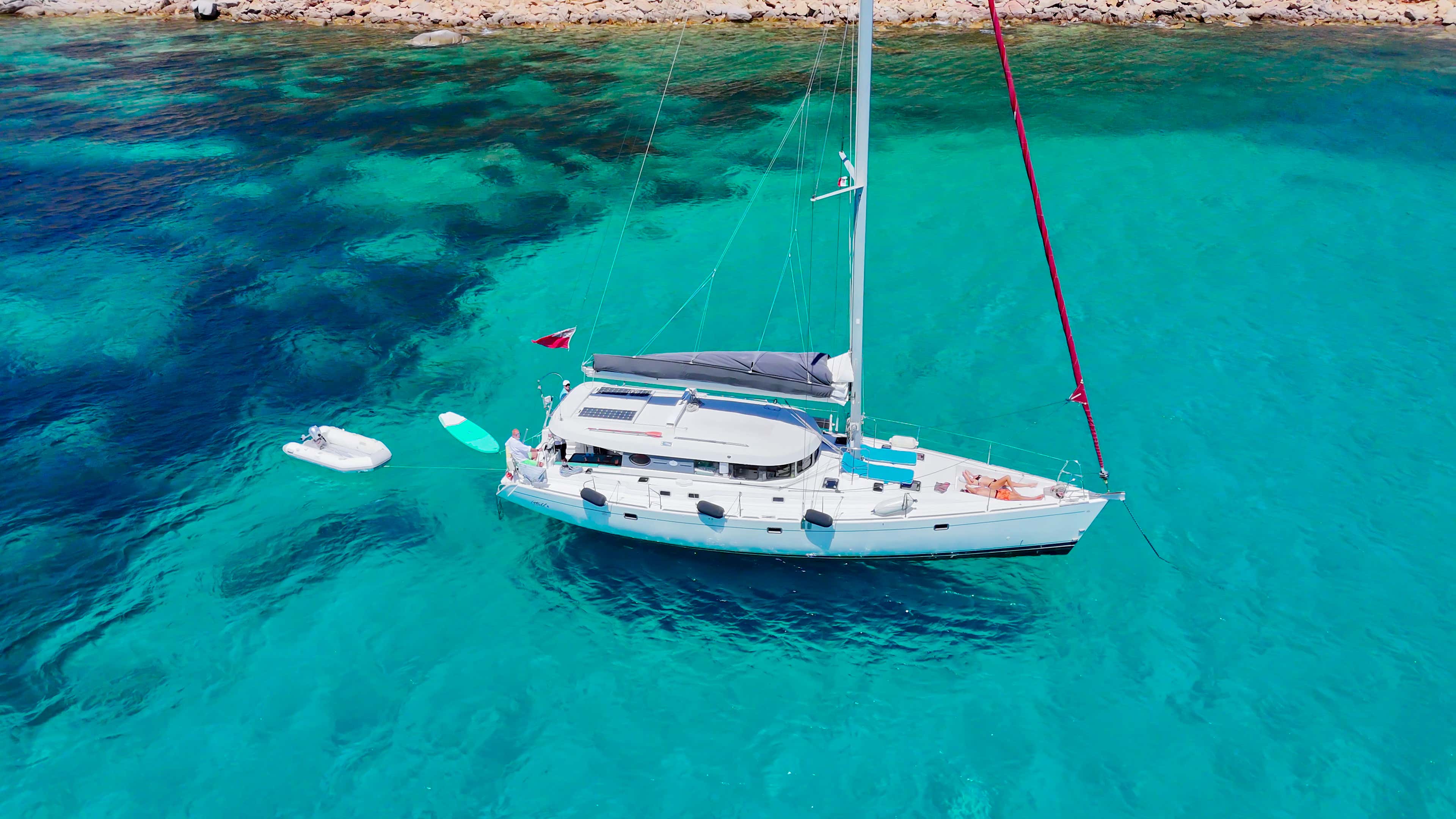 Tour in barca a vela a Tavolara e Molara da Golfo Aranci con pranzo
