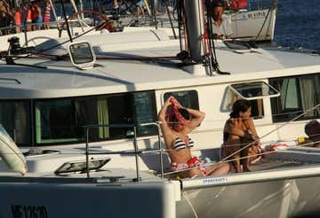 Maddalena Archipelago catamaran tour from Cannigione with lunch