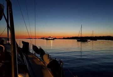 Notte in barca a vela a Golfo Aranci