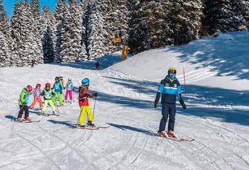 Corso di sci di gruppo di 5 giorni per bambini a Costa di Folgaria