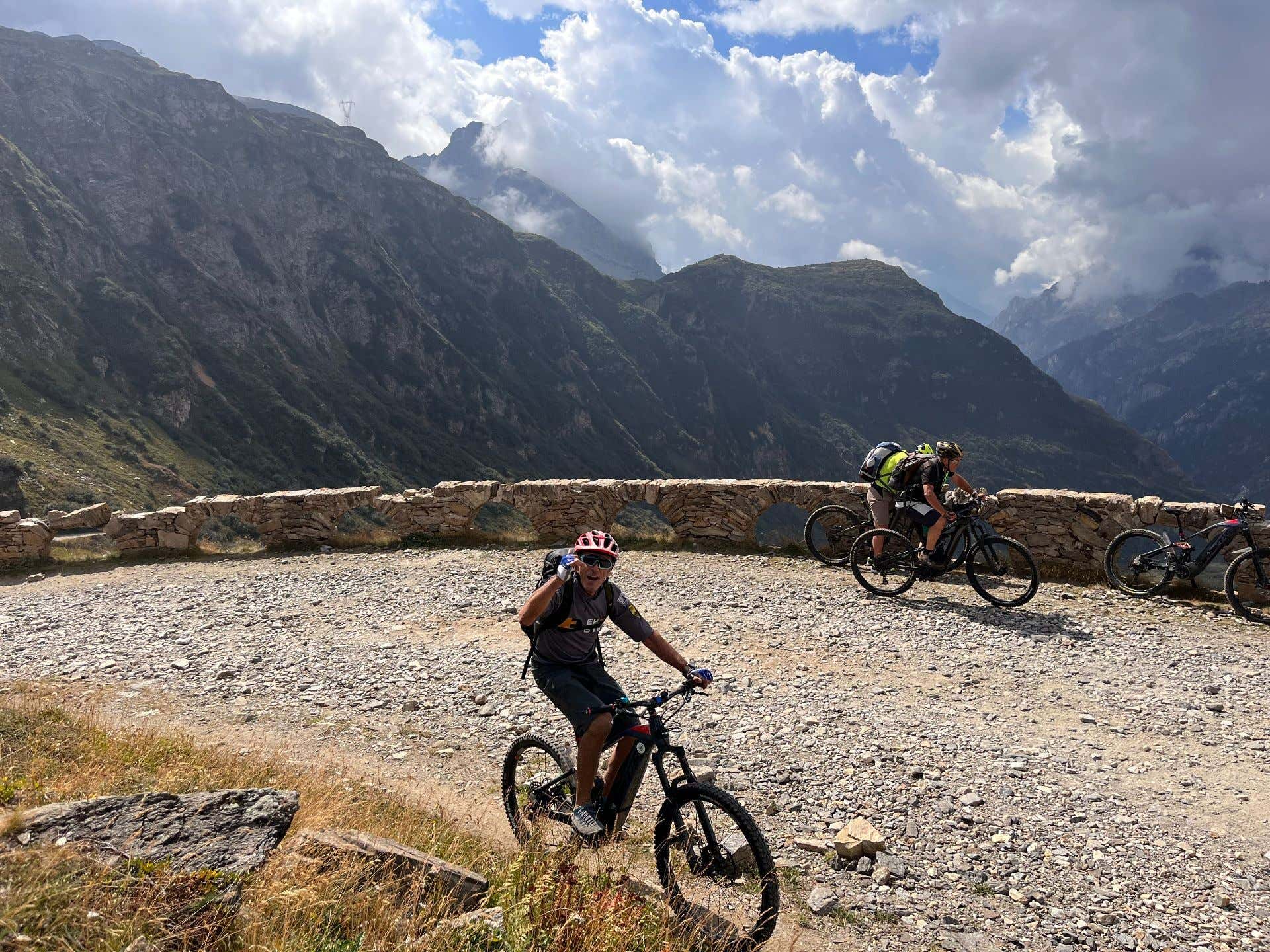 Tour in e-bike alla Cascata del Toce Freedome