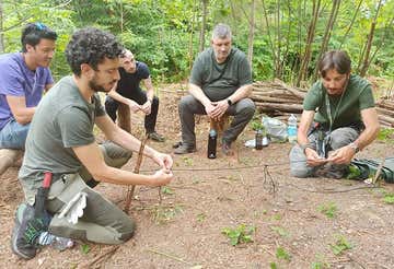 Survival and bushcraft course in La Spezia