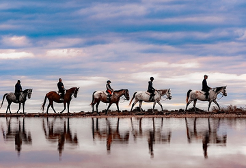 Passeggiata a cavallo tra le saline di Sant'Antioco in Sardegna