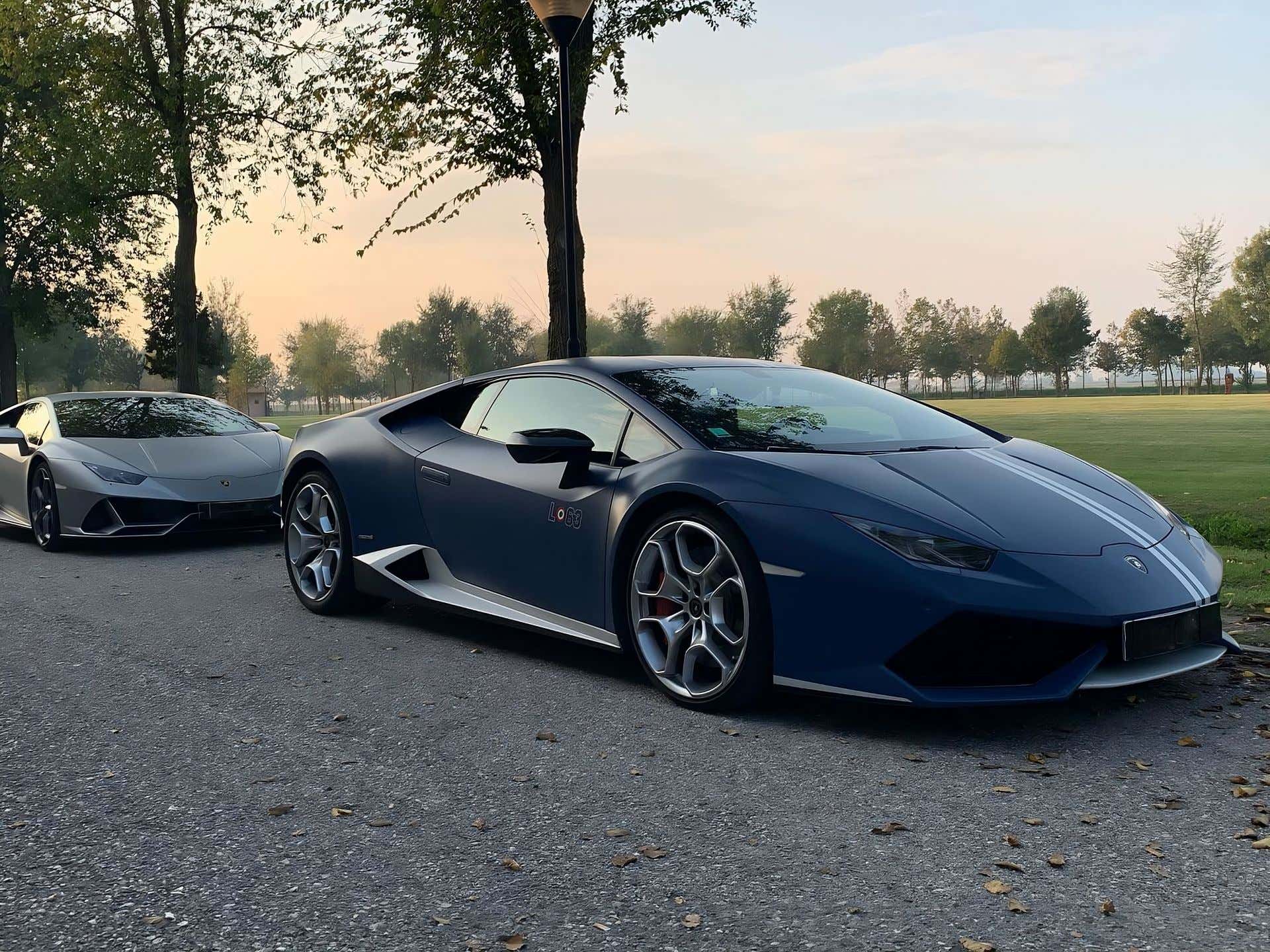 Guida in pista su 2 Lamborghini al Circuito Internazionale di Busca (2+2 giri)