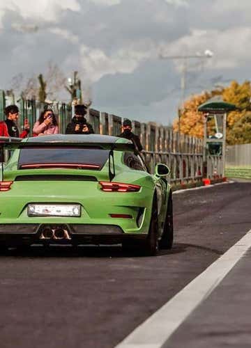 Co-pilota di supercar all'Autodromo Vallelunga a Campagnano di Roma