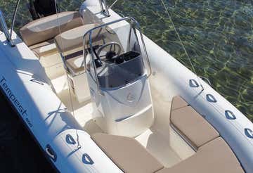 Dinghy rental in La Maddalena - 6.00 m, 40 HP
