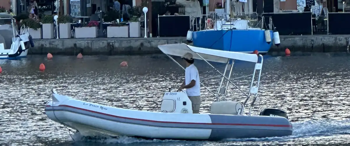Noleggio gommone a Porto Santo Stefano - 5,30 m, 40 CV