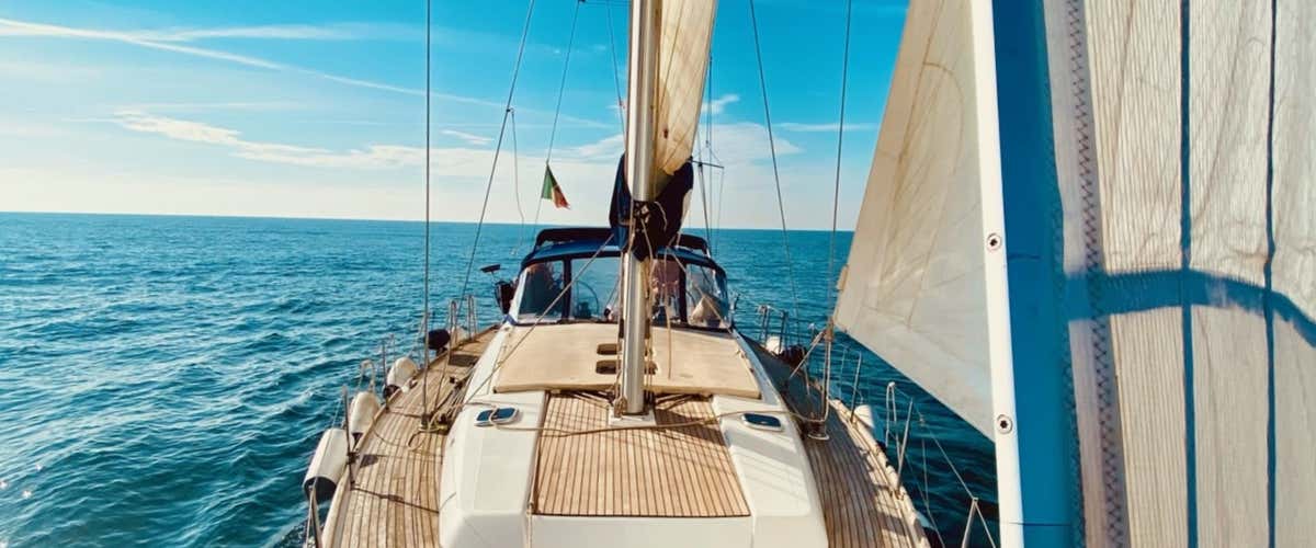 Lezione privata di barca a vela a Nettuno