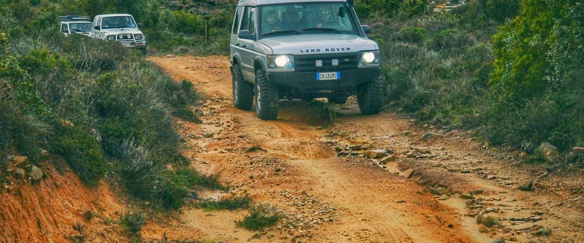 Tour giornaliero in 4x4 tra monti e nuraghi della Gallura con pranzo