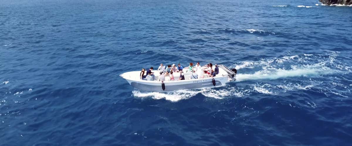 Boat tour of Ortigia and the sea caves of Syracuse