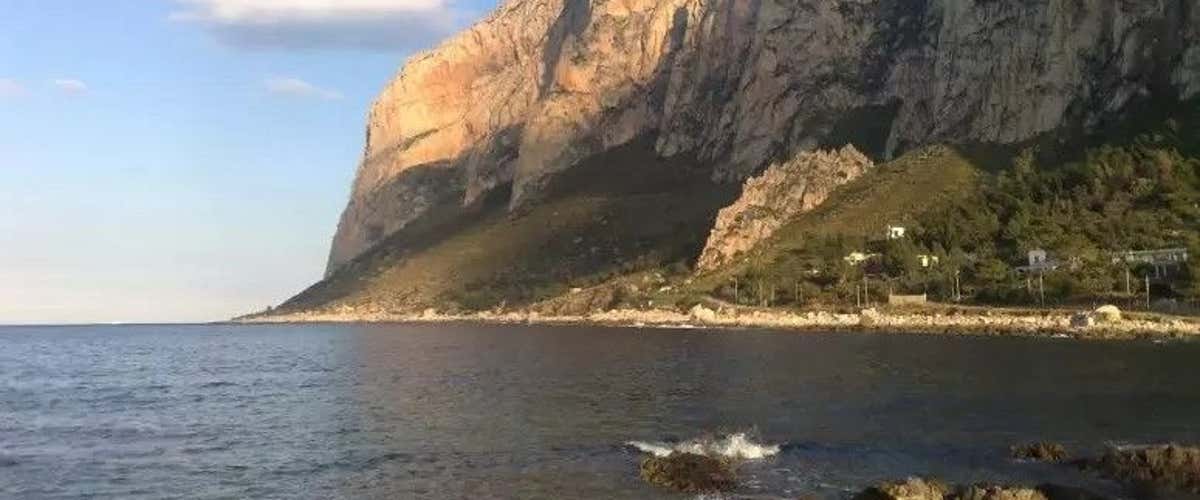 Private dinghy tour to Isola delle Femmine, Capo Gallo and Mondello