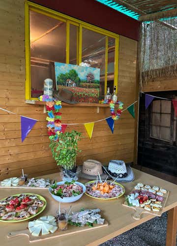 Passeggiata a cavallo a Marina di Castagneto Carducci con aperitivo