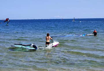 Lezione di wing foil a Monte di Procida