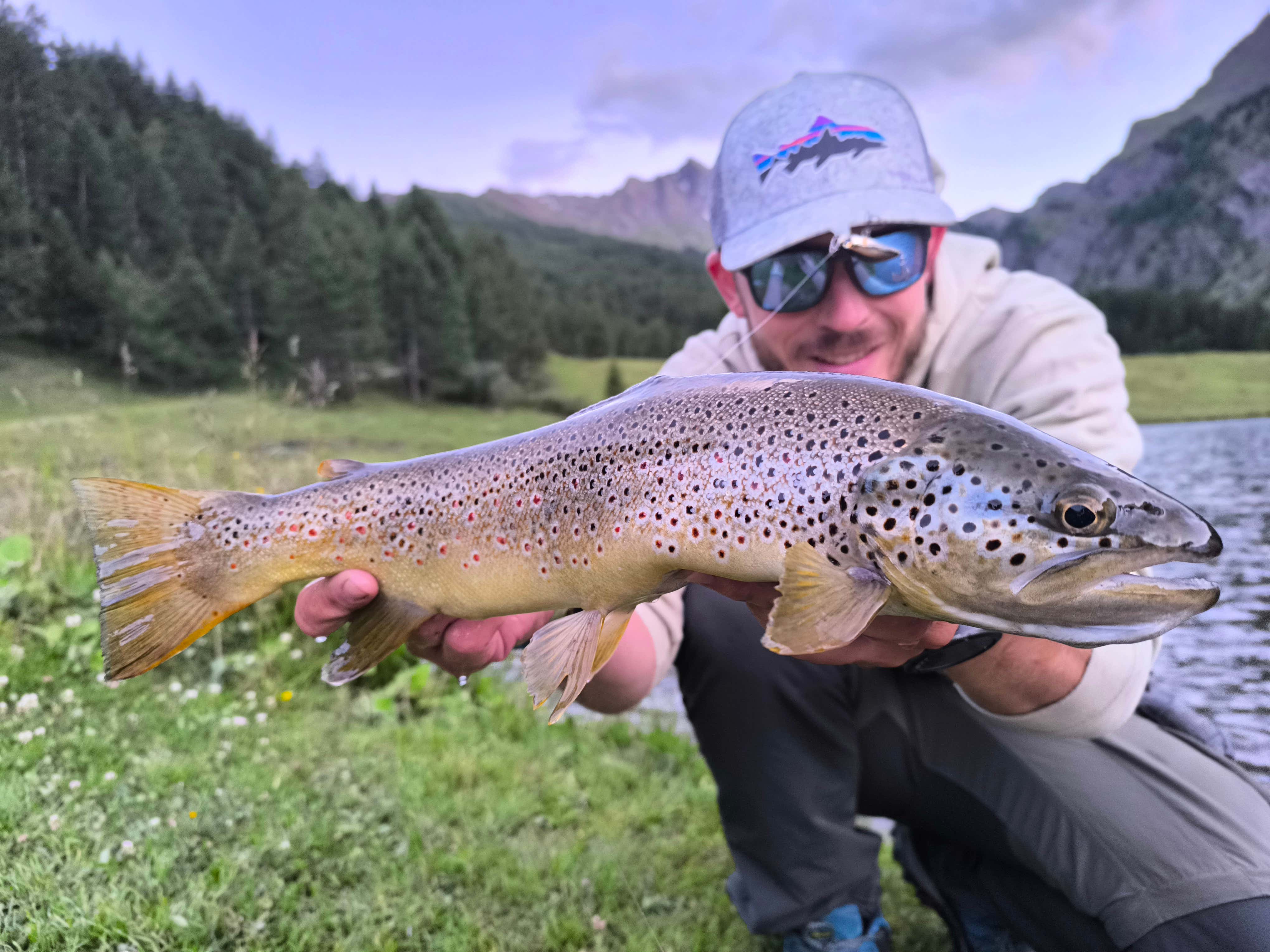 Soggiorno in hotel 3 stelle ed esperienza di pesca in Val Germanasca