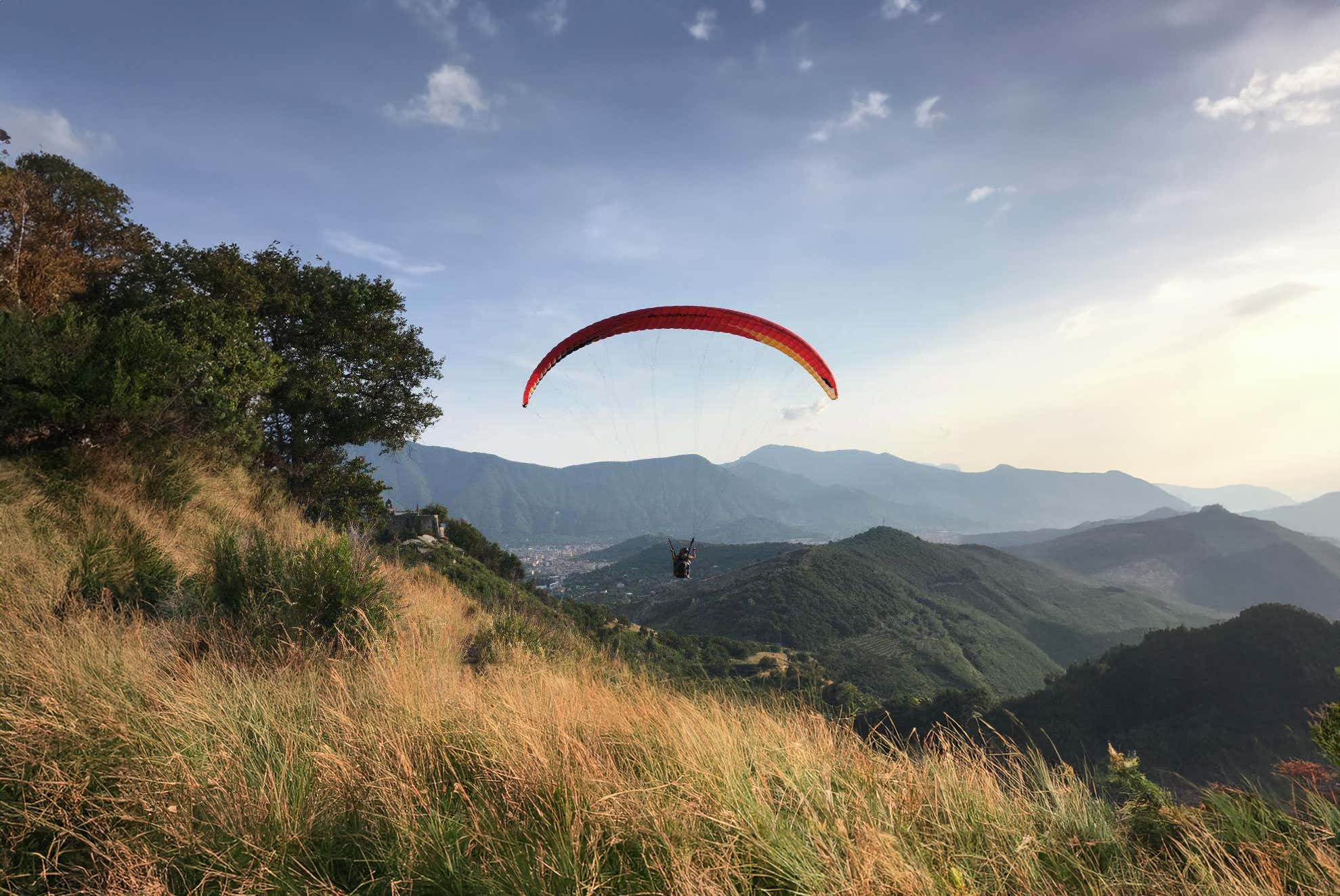Volo in parapendio biposto a Castel San Giorgio in provincia di Salerno