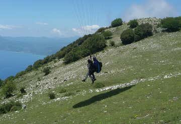 Tandem paragliding flight in Acquafredda di Maratea