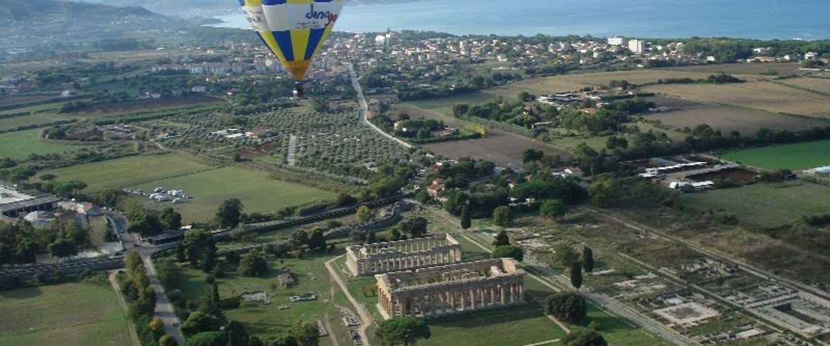 Volo esclusivo in mongolfiera a Paestum
