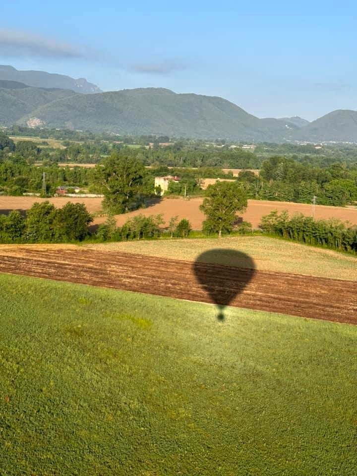 Volo esclusivo in mongolfiera sulla Valle del Volturno