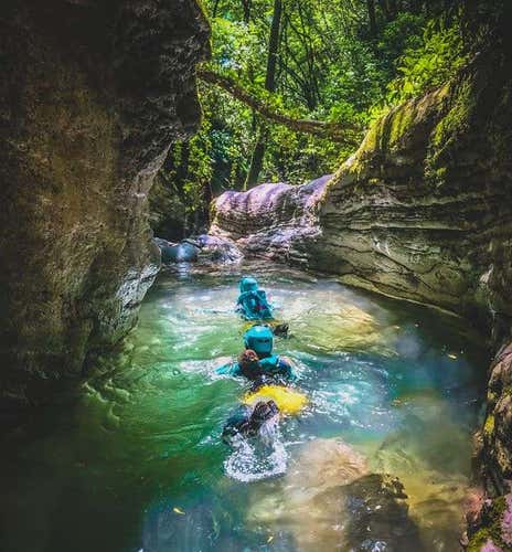 Canyoning Rio Buti in provincia di Prato