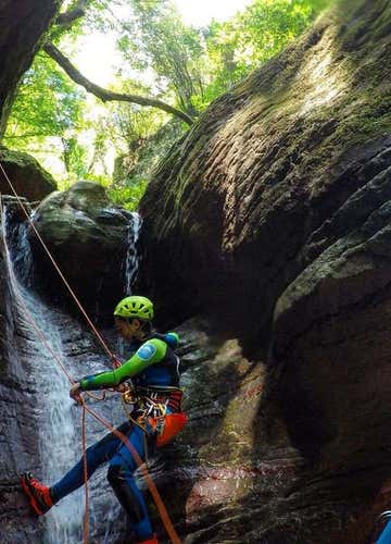 Canyoning Rio Buti in provincia di Prato