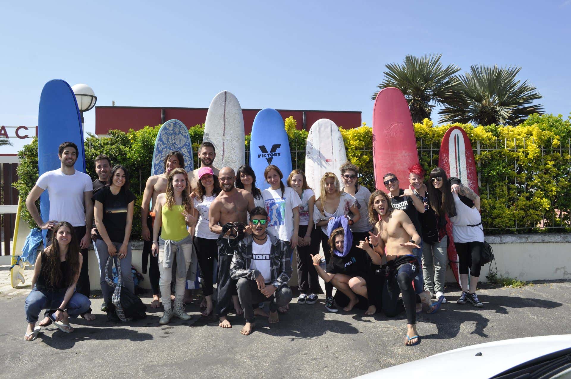 Lezione Di Surf A Ostia Lido Freedome lezione-di-surf-a-ostia-lido-freedome