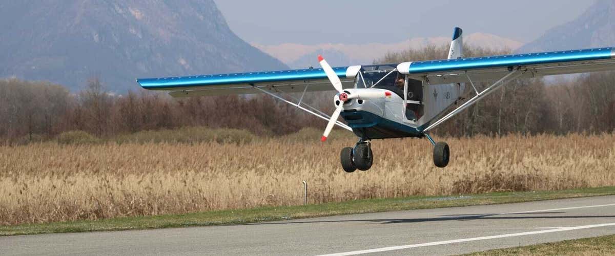 Battesimo del volo - Prova di pilotaggio su Aereo a Lecco