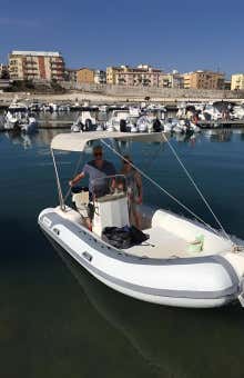 Dinghy rental in Vieste
