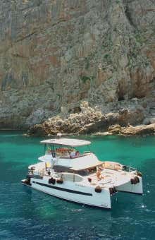 Escursioni in catamarano a Favignana